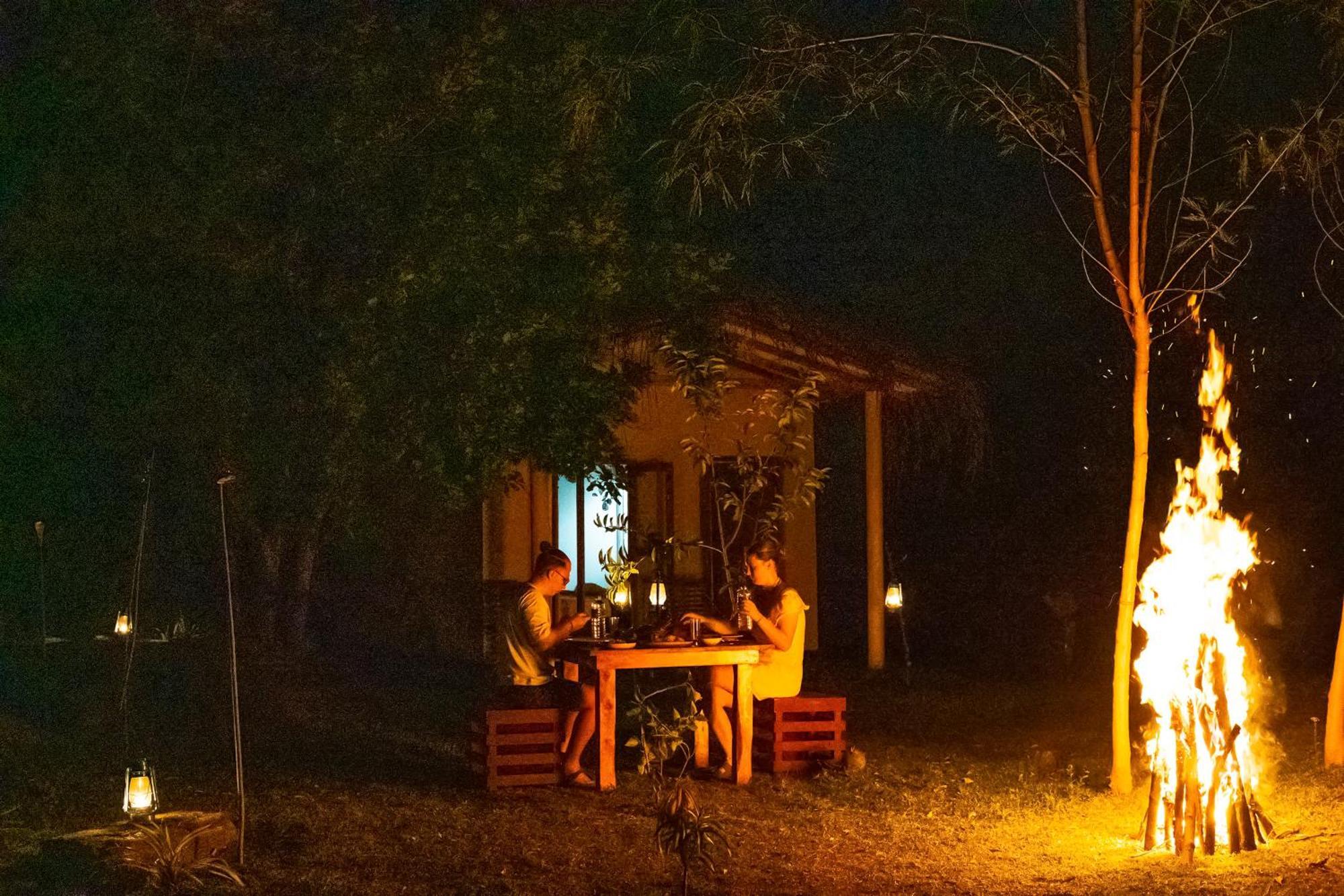 River Paradise Safari House With Cooking Class Udawalawe Esterno foto